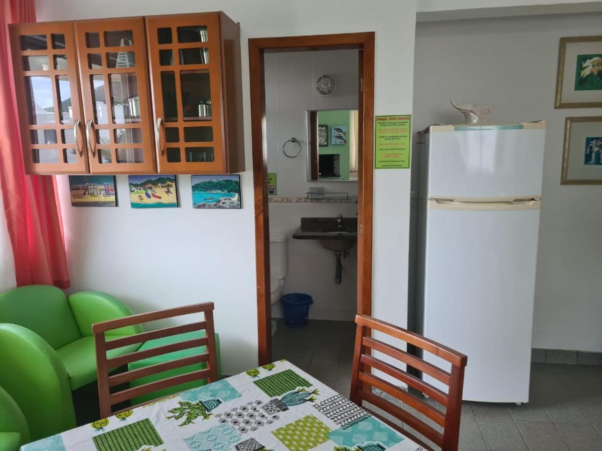Praia De 4 Ilhas Apartamento De 1 Quarto A 60M Praia Com Vista Бомбиньяс Экстерьер фото