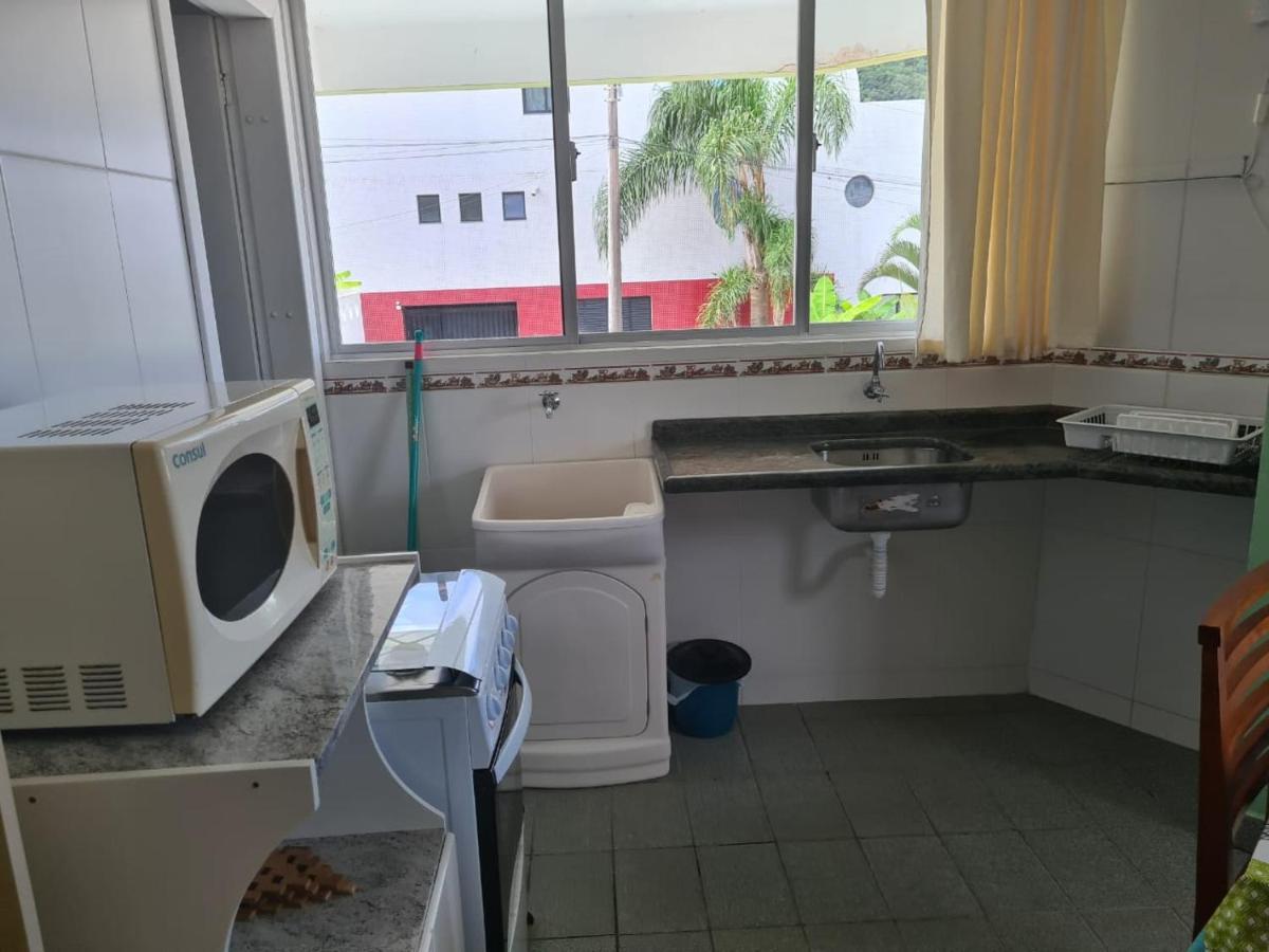 Praia De 4 Ilhas Apartamento De 1 Quarto A 60M Praia Com Vista Бомбиньяс Экстерьер фото