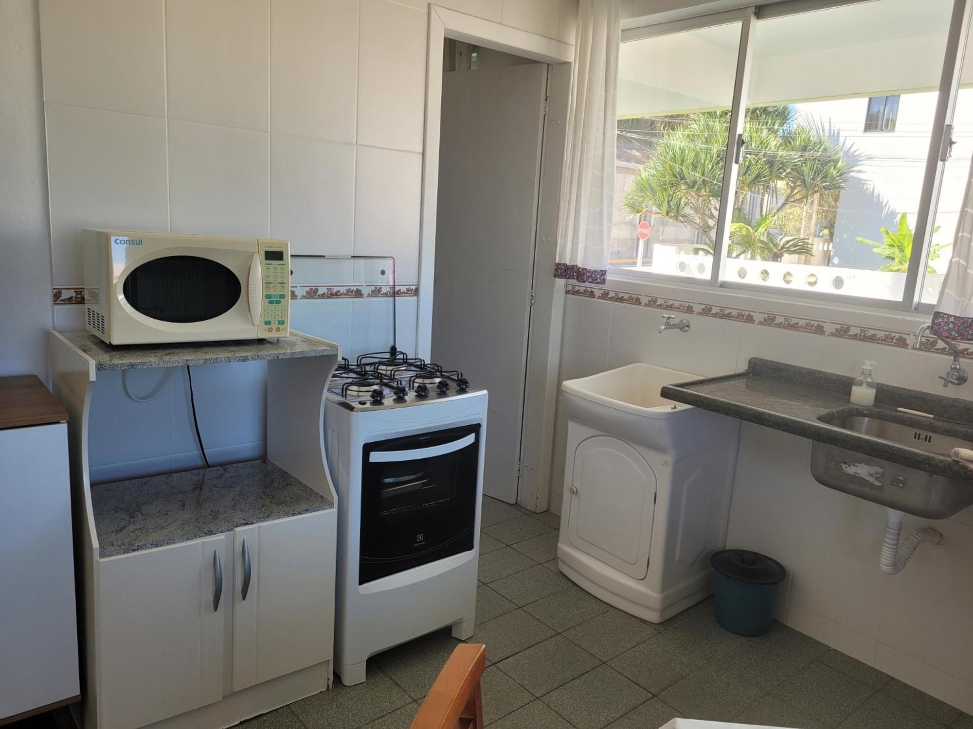 Praia De 4 Ilhas Apartamento De 1 Quarto A 60M Praia Com Vista Бомбиньяс Экстерьер фото